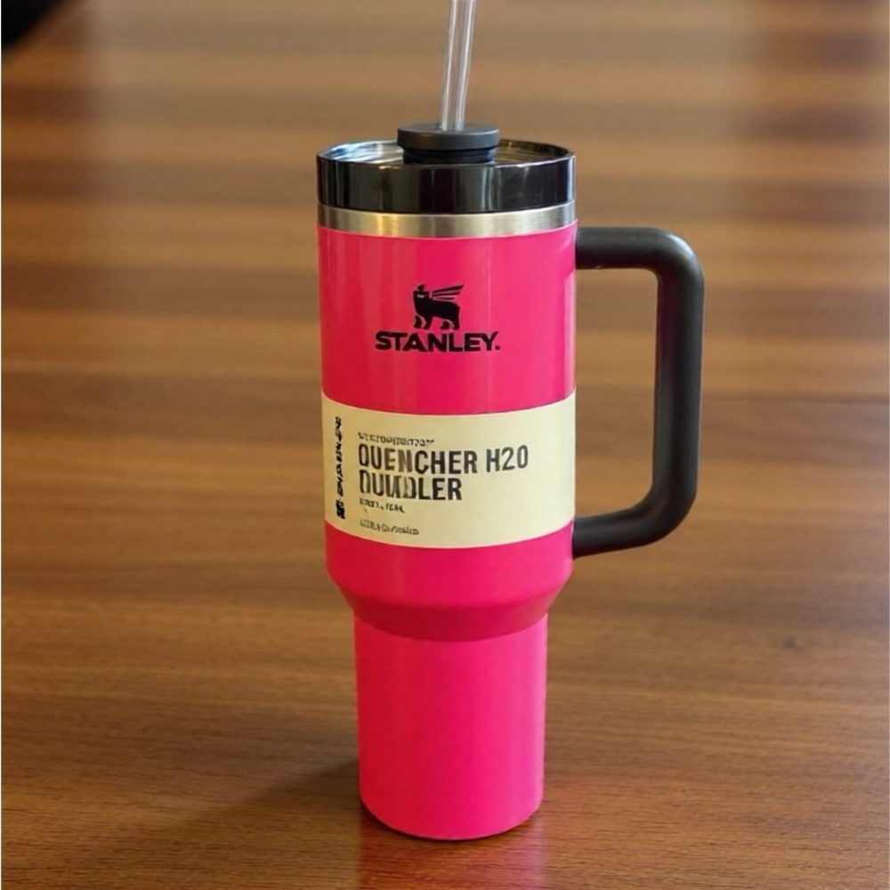Stanley Electric Pink 40oz Quencher